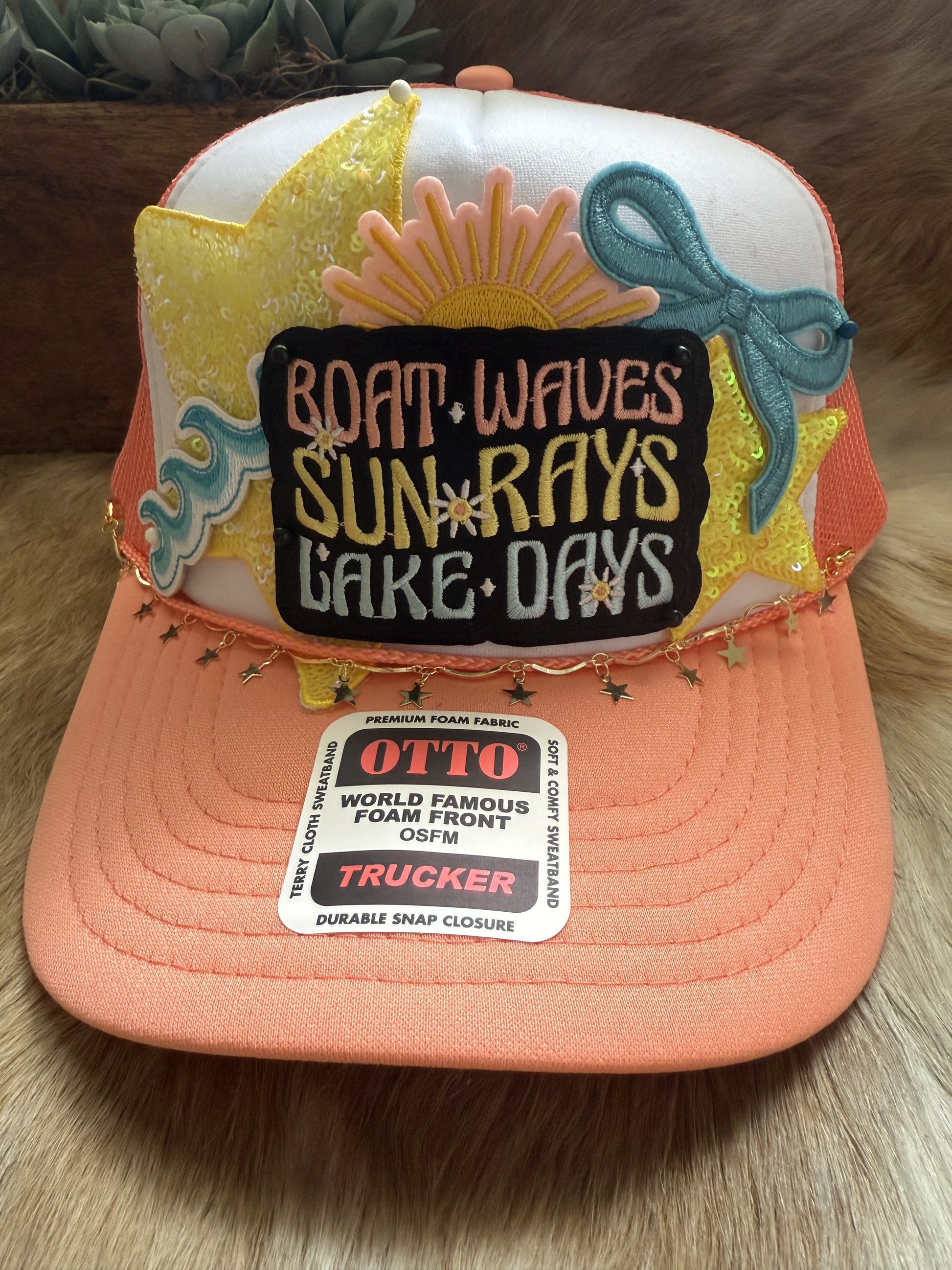 Boat Waves • Sun Rays • Lake Days