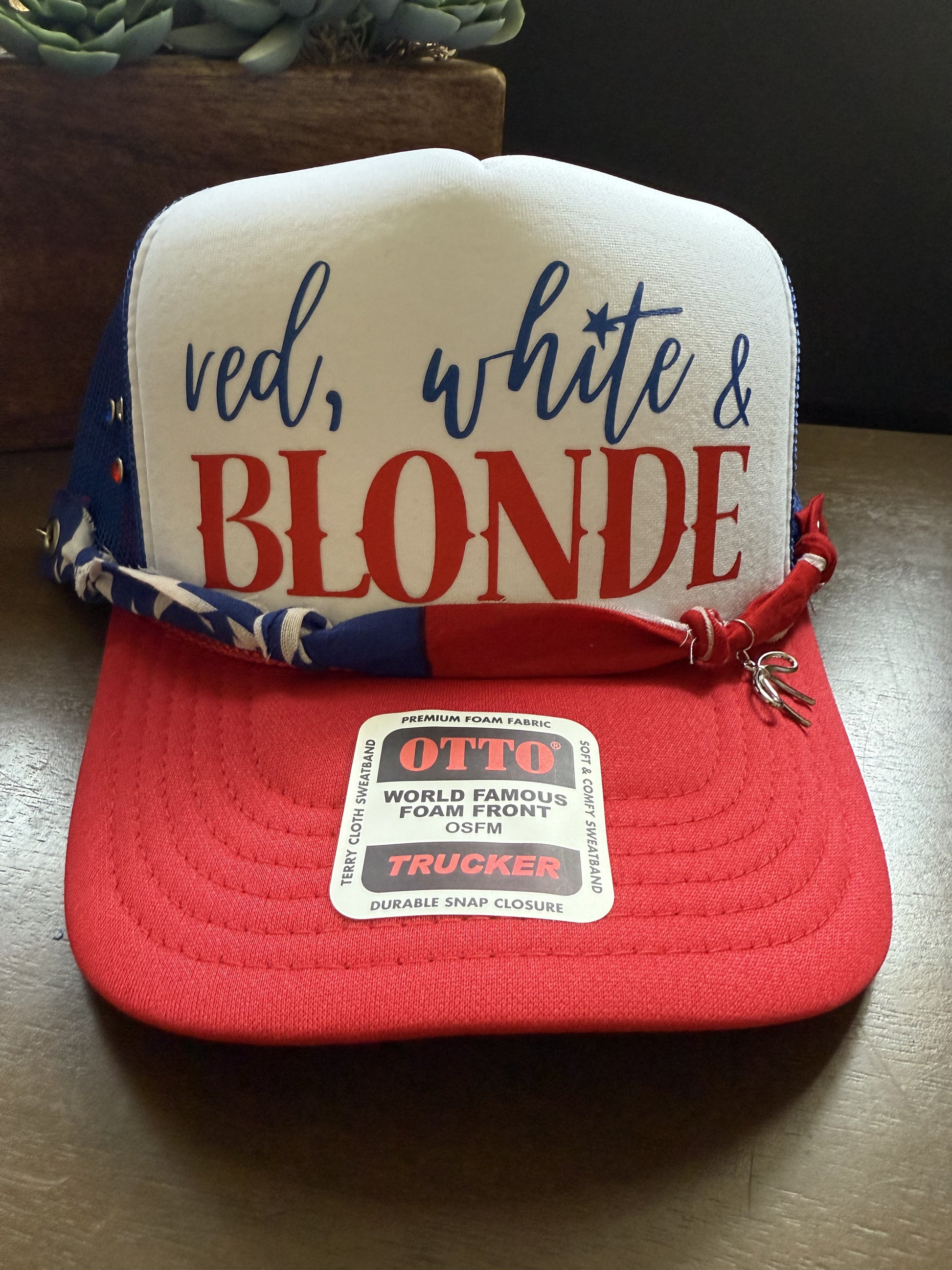 Team Blond